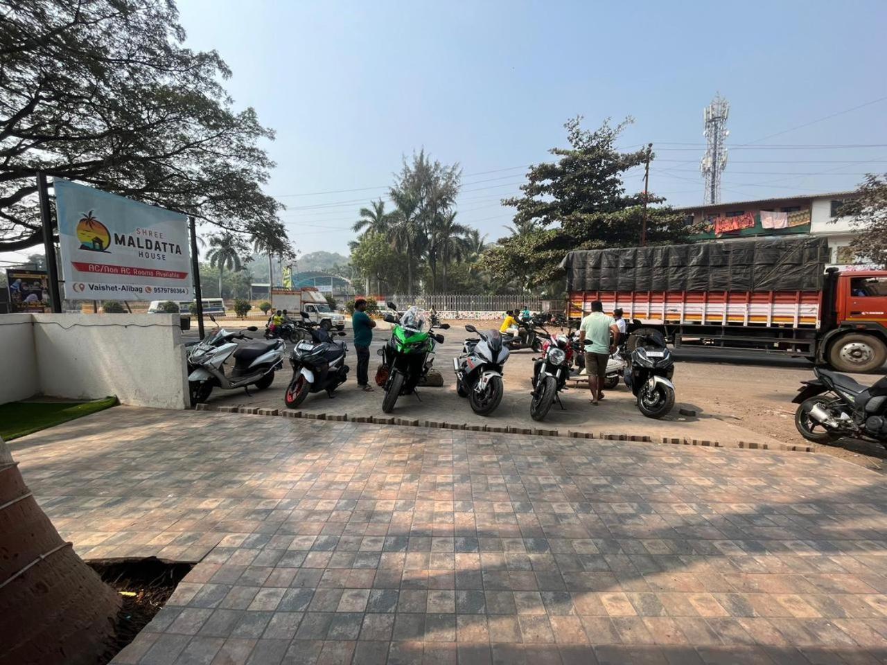 Shree Maldatta House Vaishet Buitenkant foto